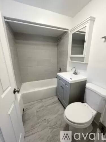 Main picture of 6705 N California Ave