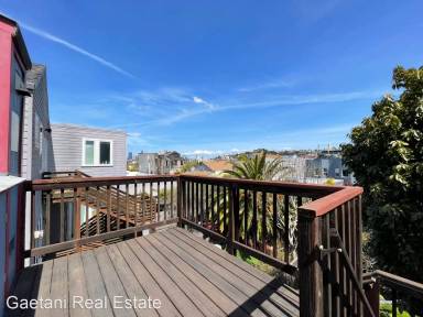 Main picture of 2741 Folsom St