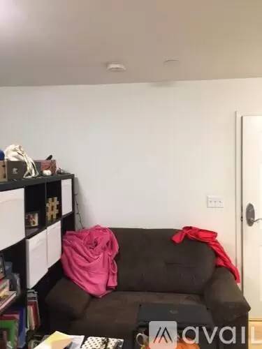 Main picture of 461 Park Dr