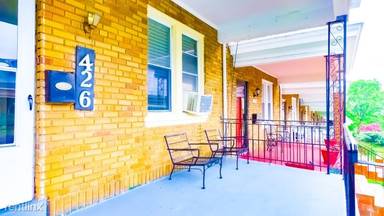 Main picture of 410 Buchanan St NW