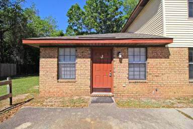 Main picture of 1455 Acorn Ln