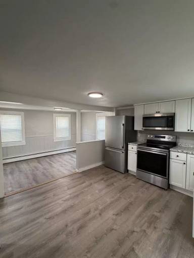 Main picture of 4 Stewart Ln