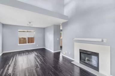 Main picture of 1099 NW Redwing Dr