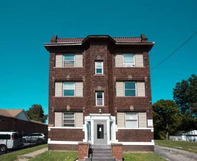 Main picture of 10703 Lee Ave