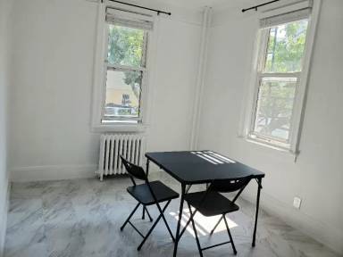 Main picture of 50 66 St