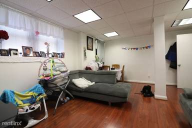 Main picture of 118 Babcock St