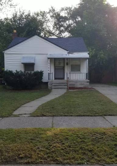 Main picture of 18650 Grandville Ave