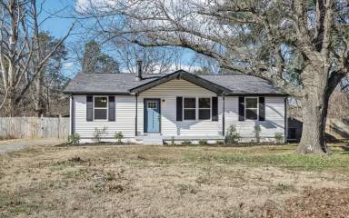 Main picture of 109 Rosswood Dr