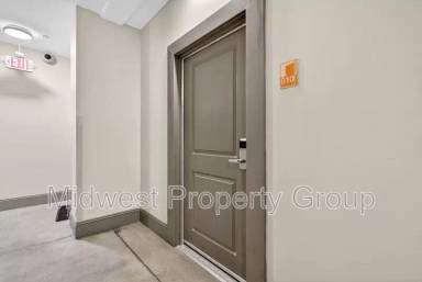 Main picture of 4244 Chouteau Ave