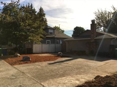 Main picture of 3943 SE 33rd Ave