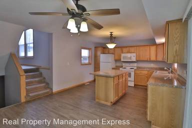 Main picture of 2709 E Klondike Trl
