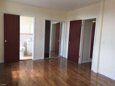 Main picture of 207 59th St