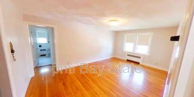 Main picture of 192 Holbrook Rd