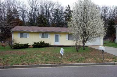 Main picture of 2620 Camelot Ct