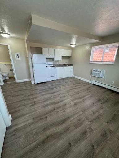Main picture of 500 State St