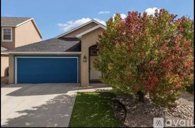 Main picture of 10516 Calle Merida NW