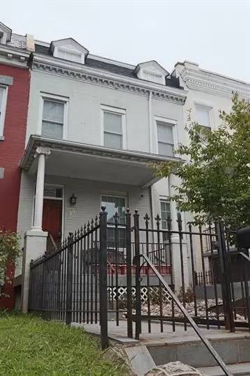 Main picture of 527 Irving St NW