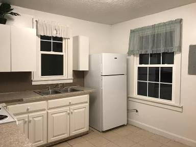 Main picture of 4430 Victor St
