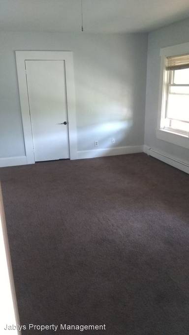 Main picture of 1019 Brown Delaware St