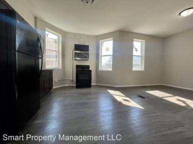 Main picture of 822 N Lawndale Ave