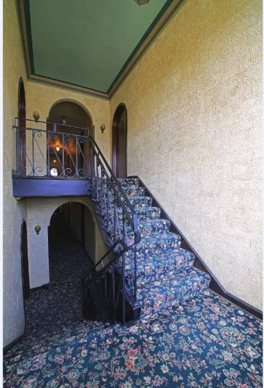 Main picture of 2806 Xerxes Ave S