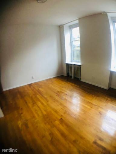 Main picture of 409 E 74th St
