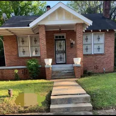 Main picture of 438 Earl Pl