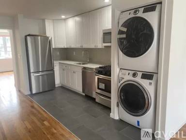 Main picture of 43 Rochester Ave