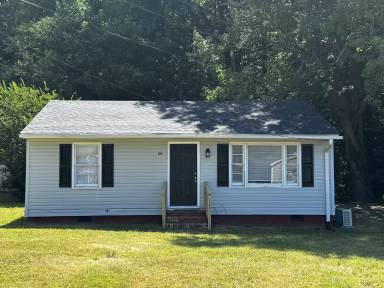 Main picture of 504 Moore Dr