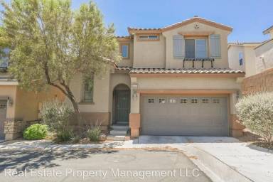 Main picture of 10439 Lilac Square Ave