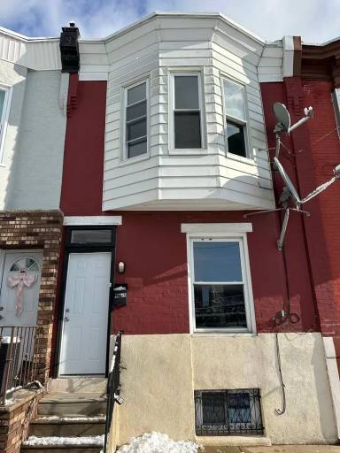 Main picture of 1345 S Taylor St