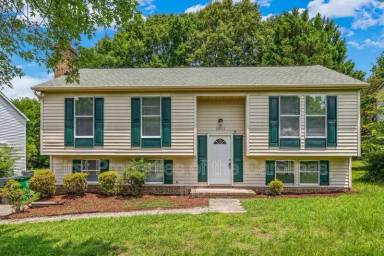 Main picture of 10715 Derry Dr