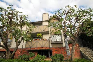 Main picture of 1608 Greenfield Ave