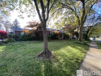 Main picture of 721 Brook Dr