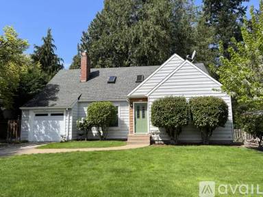Main picture of 9835 SW 80th Ave