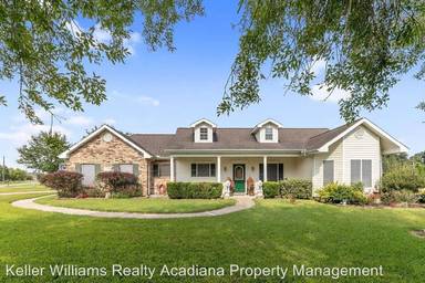 Main picture of 200 Shelby Dr