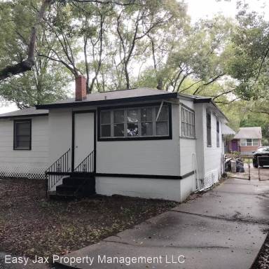 Main picture of 1727 Academy St