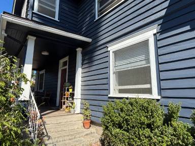 Main picture of 4167 Maryland St