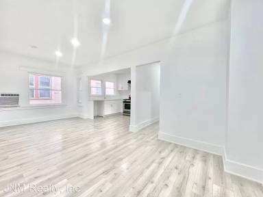 Main picture of 1111 S Westlake Ave