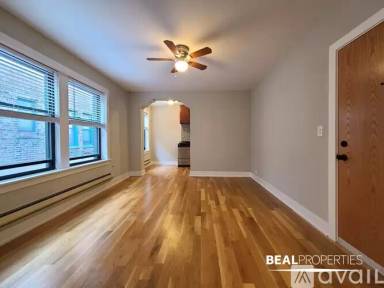 Main picture of Roscoe Apartments