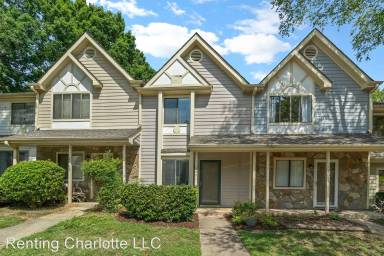 Main picture of 4091 N Course Dr