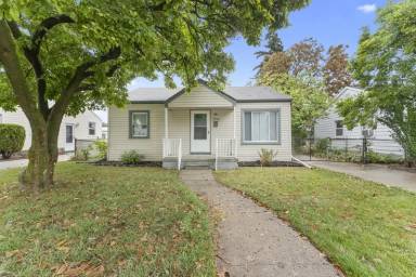 Main picture of 2028 London Ave