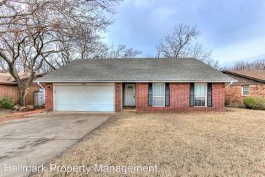 Main picture of 1521 Edgewood Dr