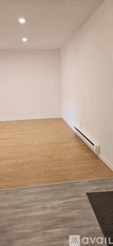 Main picture of 7110 Rainbow Dr