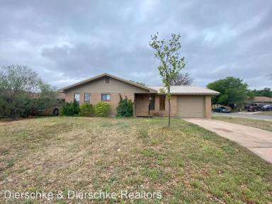 Main picture of 2601 Wilds St