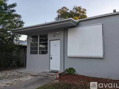 Main picture of 525 S 26th Ave