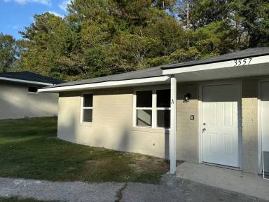 Main picture of 3557 Fair St