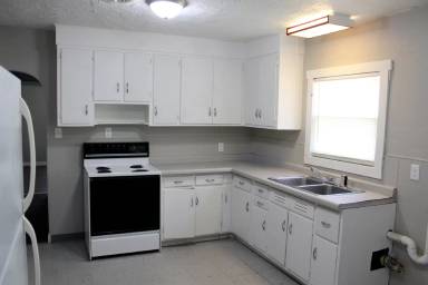 Main picture of 111 N Blaine St