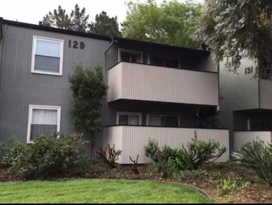 Main picture of 129 Piccadilly Pl