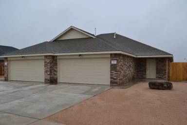 Main picture of 5730 120th St